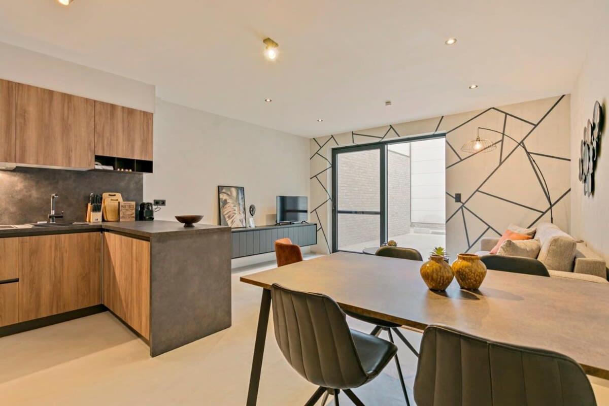 Huswell - Unique Apartment In The City-Center Of Knokke Zewnętrze zdjęcie